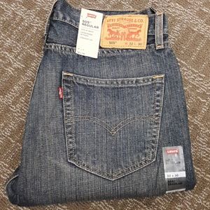 Levis